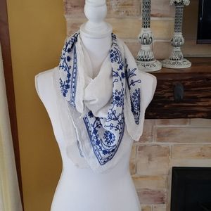 Embroidered scarf